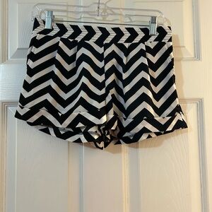 Black & white chevron shorts